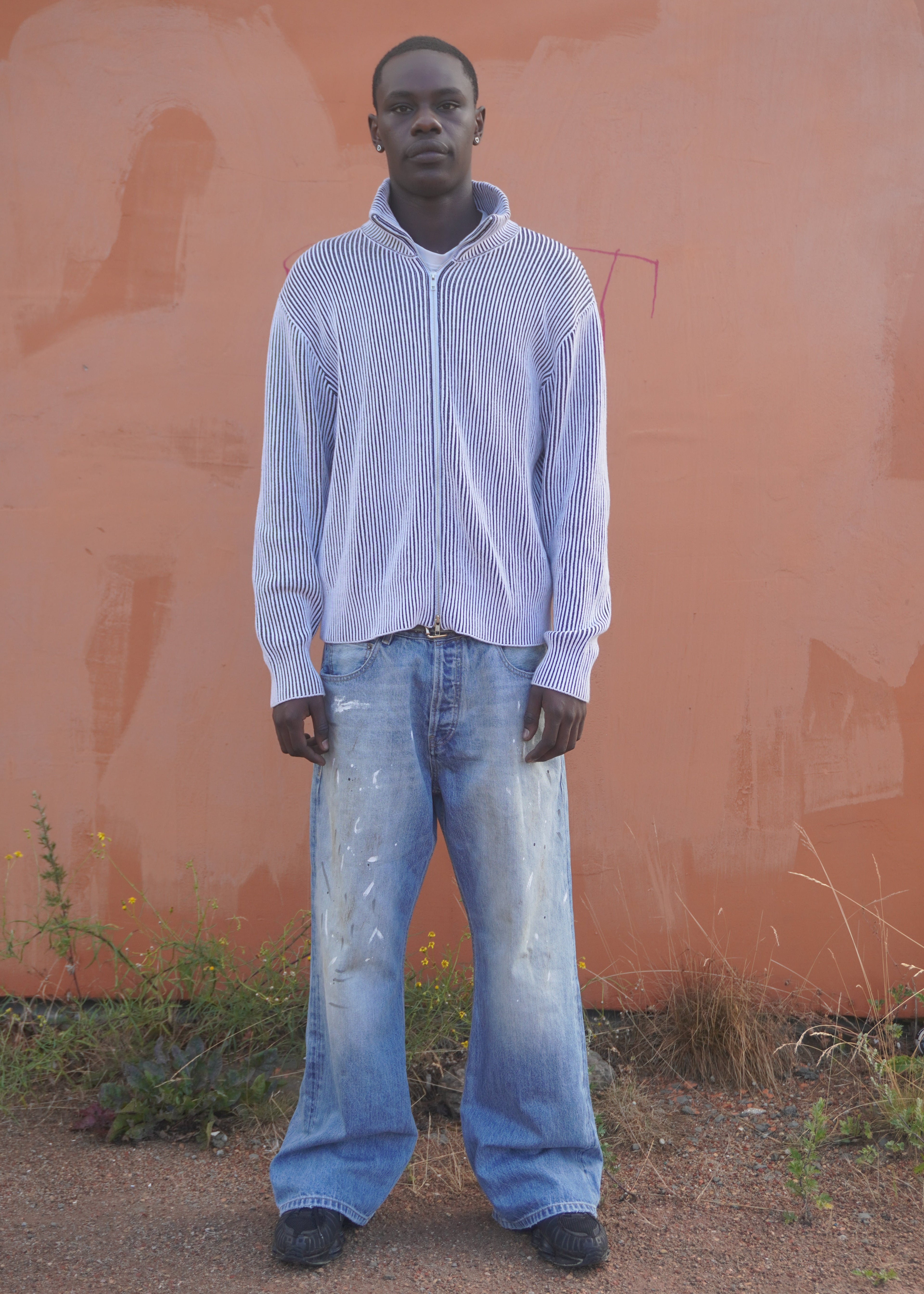 LIGHT BLUE WASH BAGGY JEANS